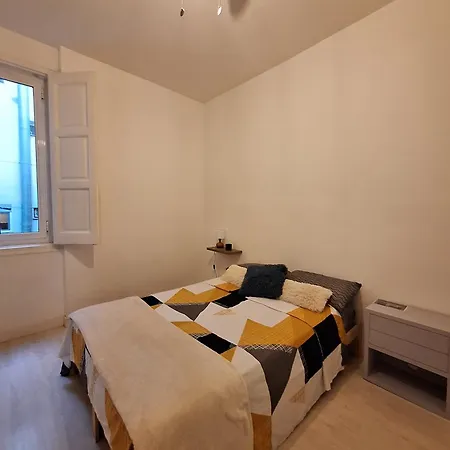 Soulhub Hostal Madrid Centro Exterior photo